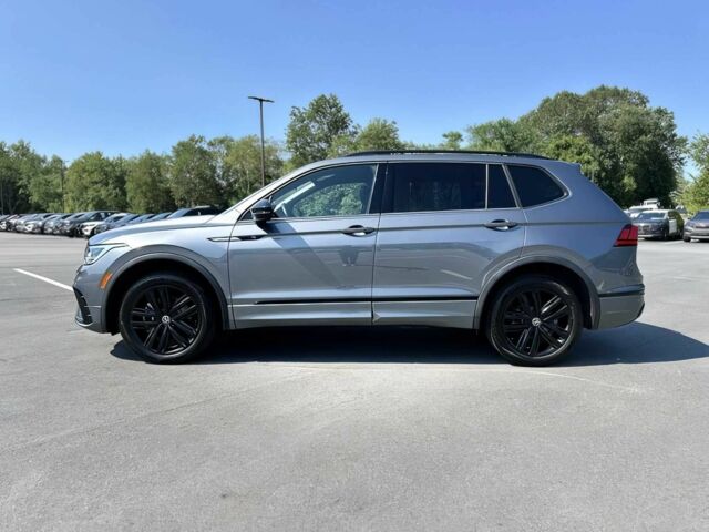 Серый Фольксваген Тигуан, объемом двигателя 2 л и пробегом 16 тыс. км за 16500 $, фото 2 на Automoto.ua