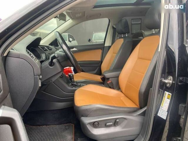 Сірий Фольксваген Тігуан, об'ємом двигуна 2 л та пробігом 131 тис. км за 19500 $, фото 17 на Automoto.ua