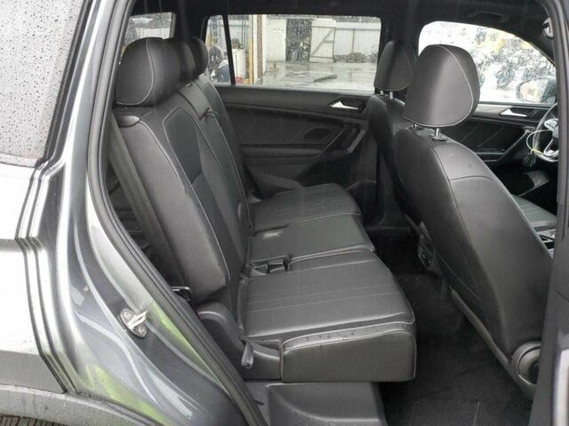 Серый Фольксваген Тигуан, объемом двигателя 2 л и пробегом 144 тыс. км за 8600 $, фото 10 на Automoto.ua