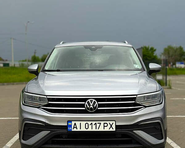 Сірий Фольксваген Тігуан, об'ємом двигуна 1.98 л та пробігом 36 тис. км за 26000 $, фото 1 на Automoto.ua