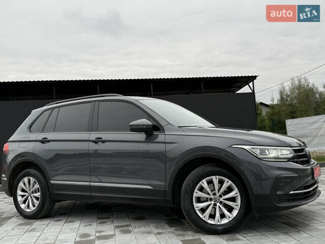 Серый Фольксваген Тигуан, объемом двигателя 1.97 л и пробегом 158 тыс. км за 28999 $, фото 5 на Automoto.ua