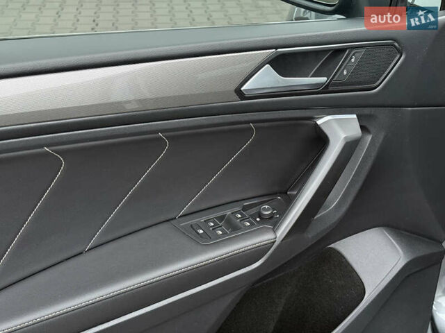 Серый Фольксваген Тигуан, объемом двигателя 1.98 л и пробегом 69 тыс. км за 23450 $, фото 35 на Automoto.ua