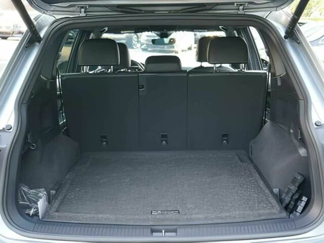 Серый Фольксваген Тигуан, объемом двигателя 2 л и пробегом 13 тыс. км за 8900 $, фото 11 на Automoto.ua