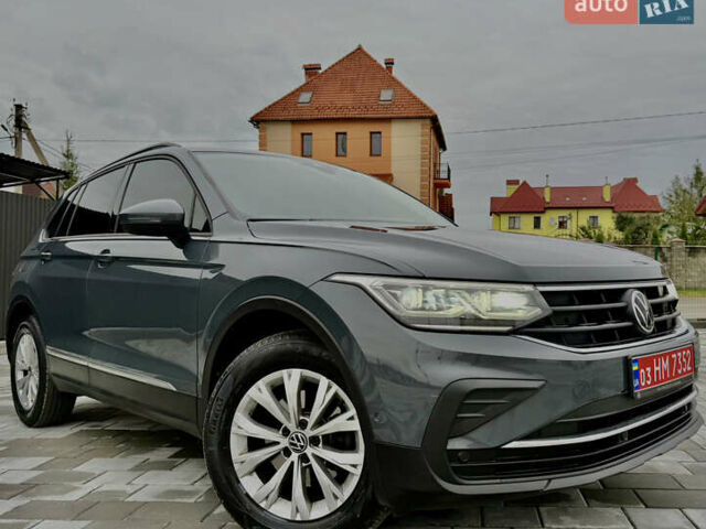 Серый Фольксваген Тигуан, объемом двигателя 1.97 л и пробегом 158 тыс. км за 28999 $, фото 28 на Automoto.ua
