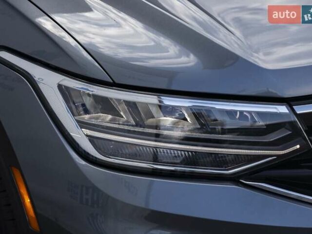 Сірий Фольксваген Тігуан, об'ємом двигуна 2 л та пробігом 2 тис. км за 24200 $, фото 6 на Automoto.ua