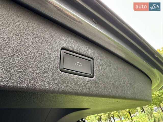 Сірий Фольксваген Тігуан, об'ємом двигуна 2 л та пробігом 21 тис. км за 29999 $, фото 54 на Automoto.ua