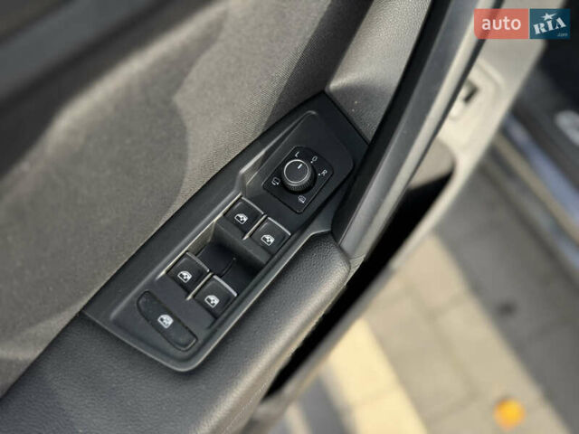 Серый Фольксваген Тигуан, объемом двигателя 1.97 л и пробегом 199 тыс. км за 32000 $, фото 26 на Automoto.ua