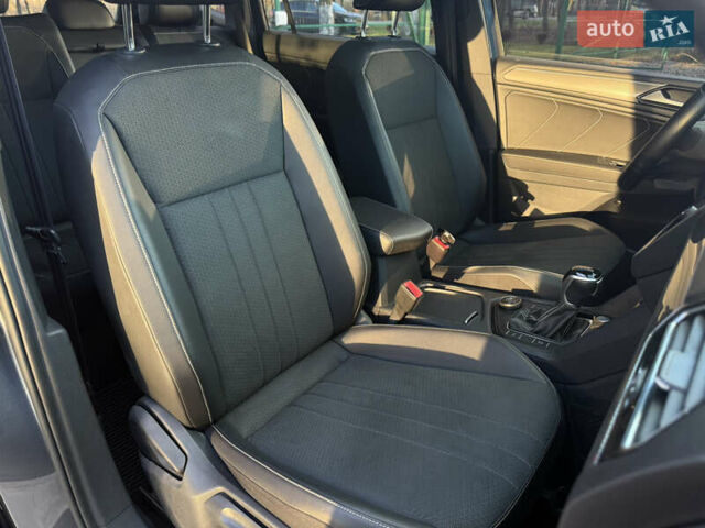 Серый Фольксваген Тигуан, объемом двигателя 1.98 л и пробегом 59 тыс. км за 26900 $, фото 13 на Automoto.ua