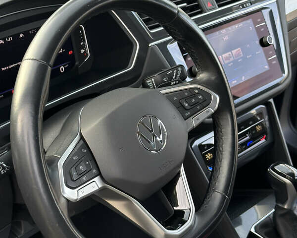 Серый Фольксваген Тигуан, объемом двигателя 1.97 л и пробегом 199 тыс. км за 32500 $, фото 19 на Automoto.ua