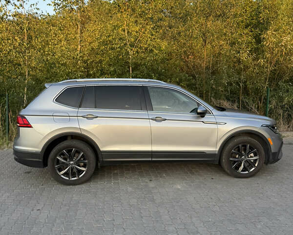 Серый Фольксваген Тигуан, объемом двигателя 1.98 л и пробегом 60 тыс. км за 28300 $, фото 5 на Automoto.ua