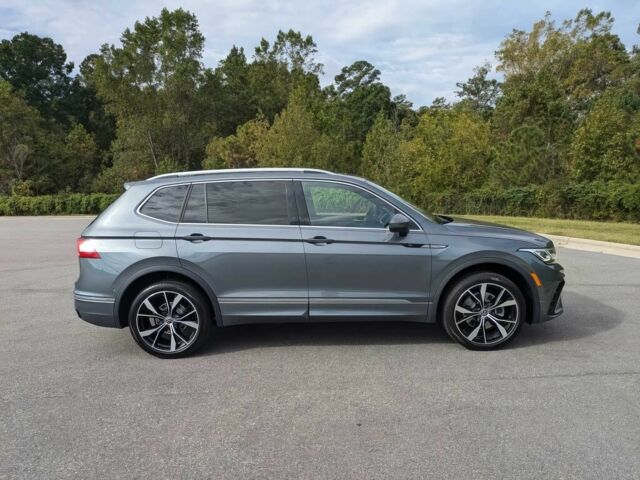 Сірий Фольксваген Тігуан, об'ємом двигуна 2 л та пробігом 26 тис. км за 21200 $, фото 7 на Automoto.ua