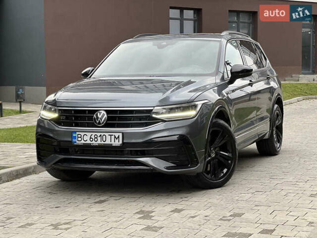 Серый Фольксваген Тигуан, объемом двигателя 1.98 л и пробегом 32 тыс. км за 29500 $, фото 7 на Automoto.ua
