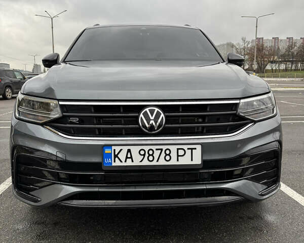 Серый Фольксваген Тигуан, объемом двигателя 1.98 л и пробегом 39 тыс. км за 34750 $, фото 14 на Automoto.ua