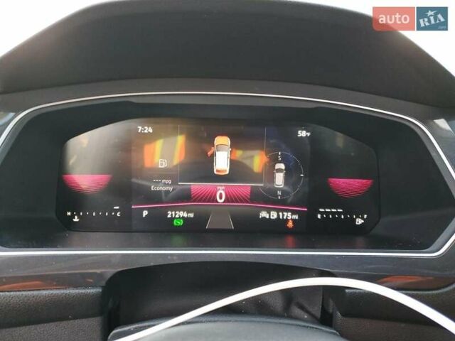 Серый Фольксваген Тигуан, объемом двигателя 2 л и пробегом 34 тыс. км за 9200 $, фото 8 на Automoto.ua