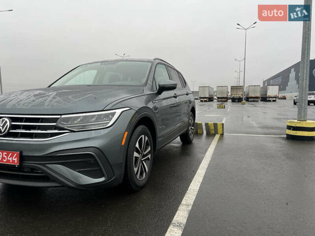 Серый Фольксваген Тигуан, объемом двигателя 2 л и пробегом 44 тыс. км за 25900 $, фото 5 на Automoto.ua