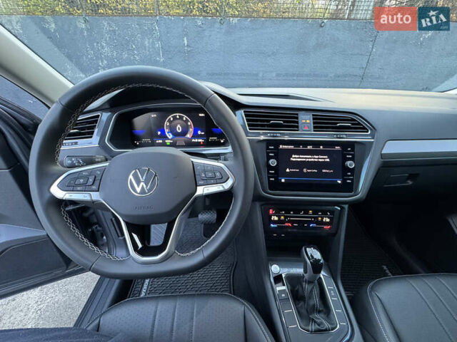 Серый Фольксваген Тигуан, объемом двигателя 1.98 л и пробегом 8 тыс. км за 26200 $, фото 17 на Automoto.ua