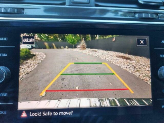 Серый Фольксваген Тигуан, объемом двигателя 2 л и пробегом 14 тыс. км за 14850 $, фото 12 на Automoto.ua