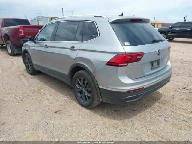 Серый Фольксваген Тигуан, объемом двигателя 2 л и пробегом 42 тыс. км за 8500 $, фото 3 на Automoto.ua