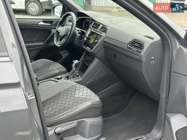 Серый Фольксваген Тигуан, объемом двигателя 1.98 л и пробегом 47 тыс. км за 38990 $, фото 38 на Automoto.ua