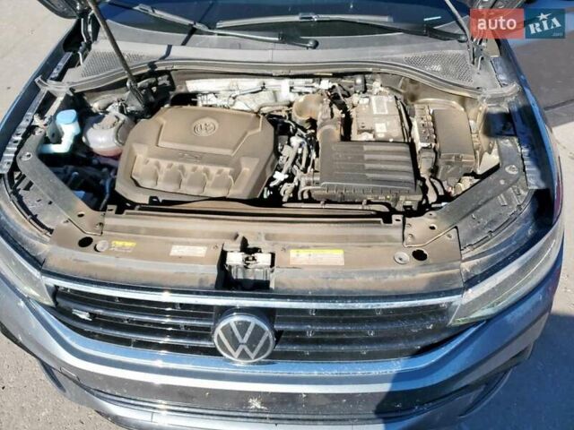 Сірий Фольксваген Тігуан, об'ємом двигуна 2 л та пробігом 32 тис. км за 10500 $, фото 11 на Automoto.ua