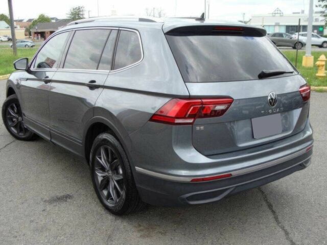 Сірий Фольксваген Тігуан, об'ємом двигуна 2 л та пробігом 20 тис. км за 14850 $, фото 3 на Automoto.ua