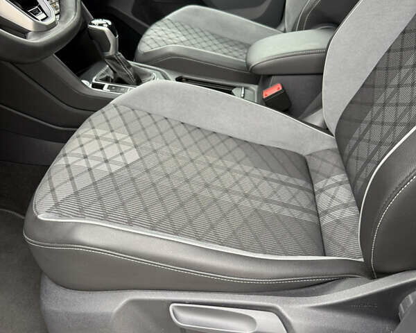 Сірий Фольксваген Тігуан, об'ємом двигуна 1.98 л та пробігом 28 тис. км за 41700 $, фото 14 на Automoto.ua