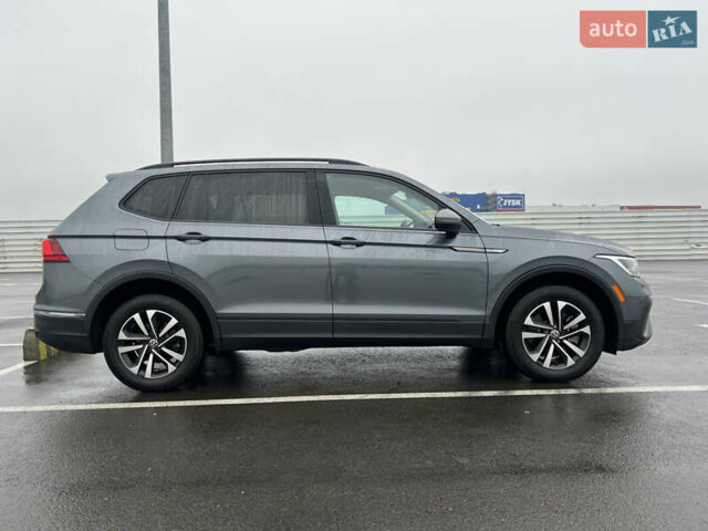 Серый Фольксваген Тигуан, объемом двигателя 2 л и пробегом 44 тыс. км за 25900 $, фото 6 на Automoto.ua