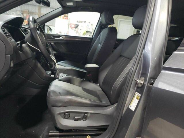 Сірий Фольксваген Тігуан, об'ємом двигуна 2 л та пробігом 44 тис. км за 15000 $, фото 6 на Automoto.ua