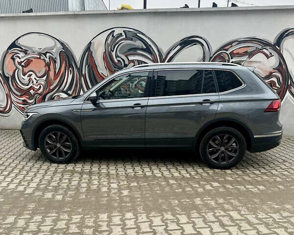 Серый Фольксваген Тигуан, объемом двигателя 1.98 л и пробегом 20 тыс. км за 24990 $, фото 14 на Automoto.ua