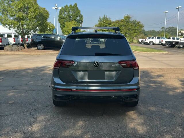 Серый Фольксваген Тигуан, объемом двигателя 2 л и пробегом 21 тыс. км за 19200 $, фото 5 на Automoto.ua