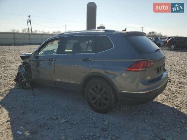 Серый Фольксваген Тигуан, объемом двигателя 2 л и пробегом 53 тыс. км за 11900 $, фото 4 на Automoto.ua