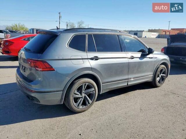 Сірий Фольксваген Тігуан, об'ємом двигуна 2 л та пробігом 32 тис. км за 10500 $, фото 2 на Automoto.ua