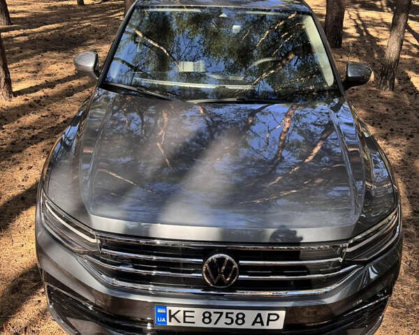 Серый Фольксваген Тигуан, объемом двигателя 1.98 л и пробегом 22 тыс. км за 24999 $, фото 1 на Automoto.ua