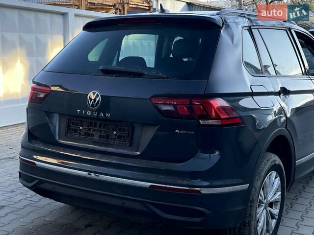 Серый Фольксваген Тигуан, объемом двигателя 1.97 л и пробегом 22 тыс. км за 21000 $, фото 6 на Automoto.ua