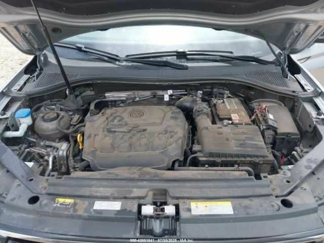 Серый Фольксваген Тигуан, объемом двигателя 2 л и пробегом 42 тыс. км за 8500 $, фото 11 на Automoto.ua