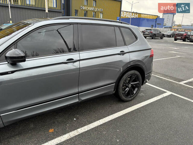 Серый Фольксваген Тигуан, объемом двигателя 1.98 л и пробегом 39 тыс. км за 34750 $, фото 8 на Automoto.ua