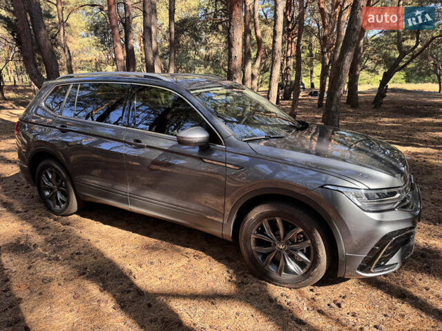 Серый Фольксваген Тигуан, объемом двигателя 1.98 л и пробегом 22 тыс. км за 24999 $, фото 10 на Automoto.ua