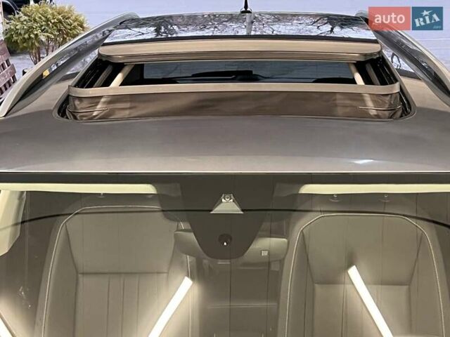 Сірий Фольксваген Тігуан, об'ємом двигуна 2 л та пробігом 18 тис. км за 26800 $, фото 24 на Automoto.ua