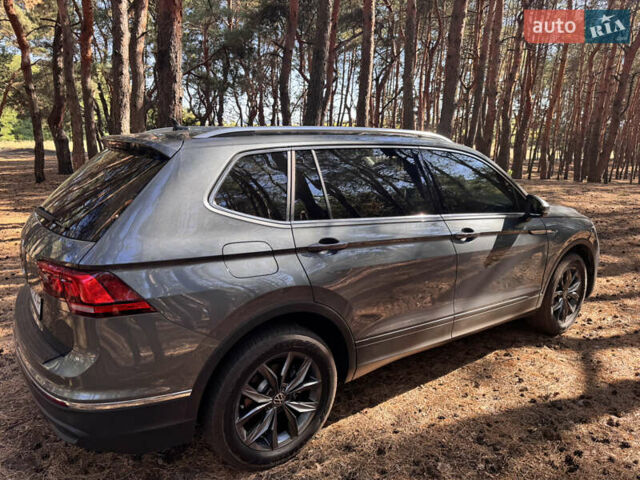 Серый Фольксваген Тигуан, объемом двигателя 1.98 л и пробегом 22 тыс. км за 24999 $, фото 7 на Automoto.ua