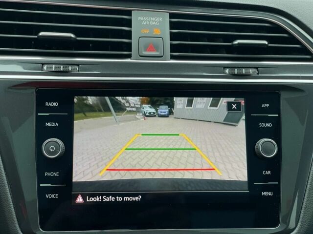 Сірий Фольксваген Тігуан, об'ємом двигуна 2 л та пробігом 27 тис. км за 25600 $, фото 15 на Automoto.ua