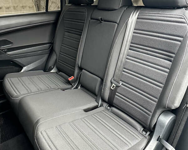 Серый Фольксваген Тигуан, объемом двигателя 0 л и пробегом 42 тыс. км за 24200 $, фото 27 на Automoto.ua