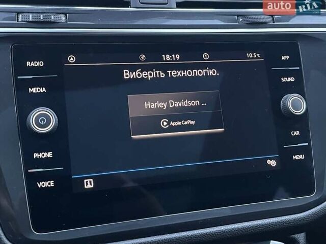 Серый Фольксваген Тигуан, объемом двигателя 1.98 л и пробегом 88 тыс. км за 22999 $, фото 49 на Automoto.ua
