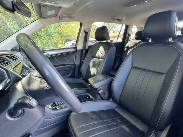 Серый Фольксваген Тигуан, объемом двигателя 2 л и пробегом 29 тыс. км за 10300 $, фото 10 на Automoto.ua