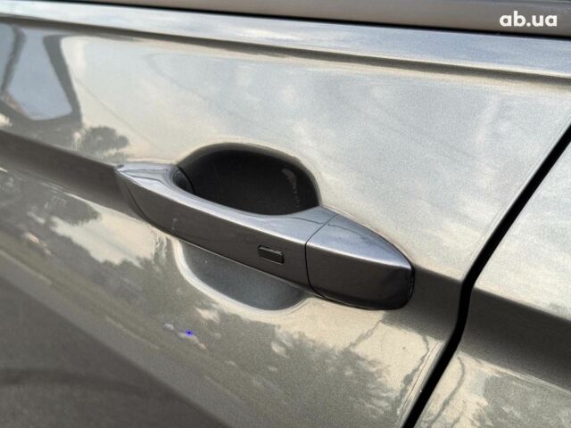 Серый Фольксваген Тигуан, объемом двигателя 2 л и пробегом 12 тыс. км за 24940 $, фото 11 на Automoto.ua