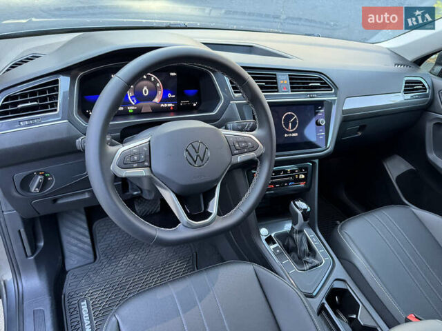 Серый Фольксваген Тигуан, объемом двигателя 1.98 л и пробегом 8 тыс. км за 26200 $, фото 14 на Automoto.ua