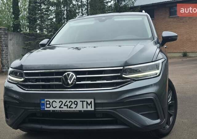 Сірий Фольксваген Тігуан, об'ємом двигуна 2 л та пробігом 17 тис. км за 28500 $, фото 14 на Automoto.ua