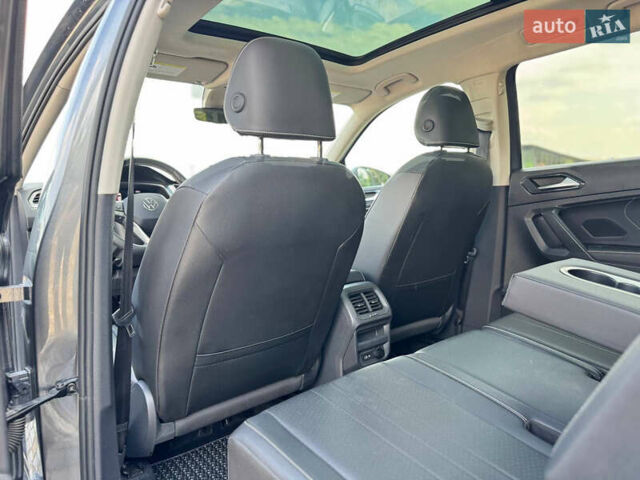 Серый Фольксваген Тигуан, объемом двигателя 1.98 л и пробегом 41 тыс. км за 19500 $, фото 8 на Automoto.ua