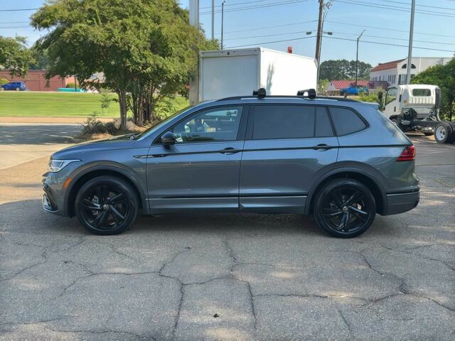 Серый Фольксваген Тигуан, объемом двигателя 2 л и пробегом 21 тыс. км за 19200 $, фото 3 на Automoto.ua