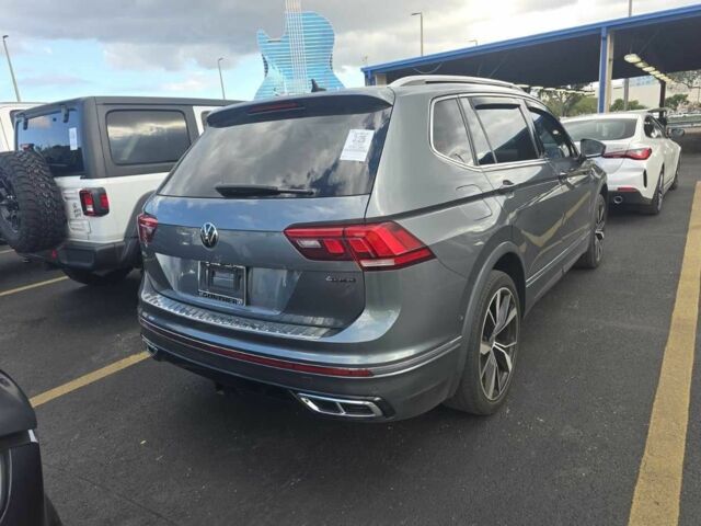 Сірий Фольксваген Тігуан, об'ємом двигуна 0 л та пробігом 40 тис. км за 19500 $, фото 2 на Automoto.ua