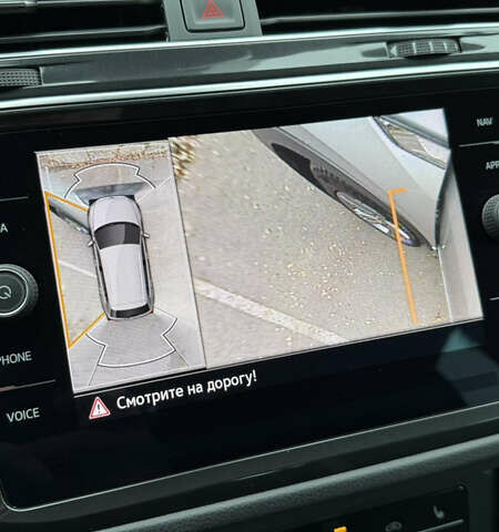 Сірий Фольксваген Тігуан, об'ємом двигуна 1.98 л та пробігом 28 тис. км за 41700 $, фото 24 на Automoto.ua